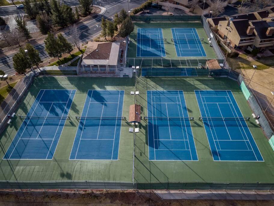 Villa 17 - 4 Bedroom! Year Round Heated Pool & Hot Tub! Games! Golf! Tennis! St. George Ngoại thất bức ảnh